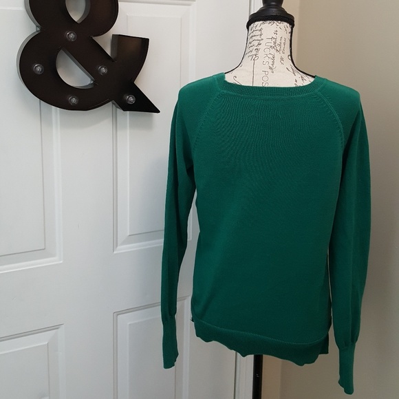 Sweater - Picture 3 of 5